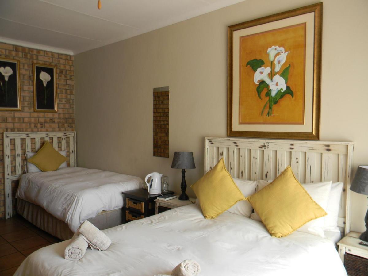 Ridderspoor Guesthouse Мідделбурґ Екстер'єр фото